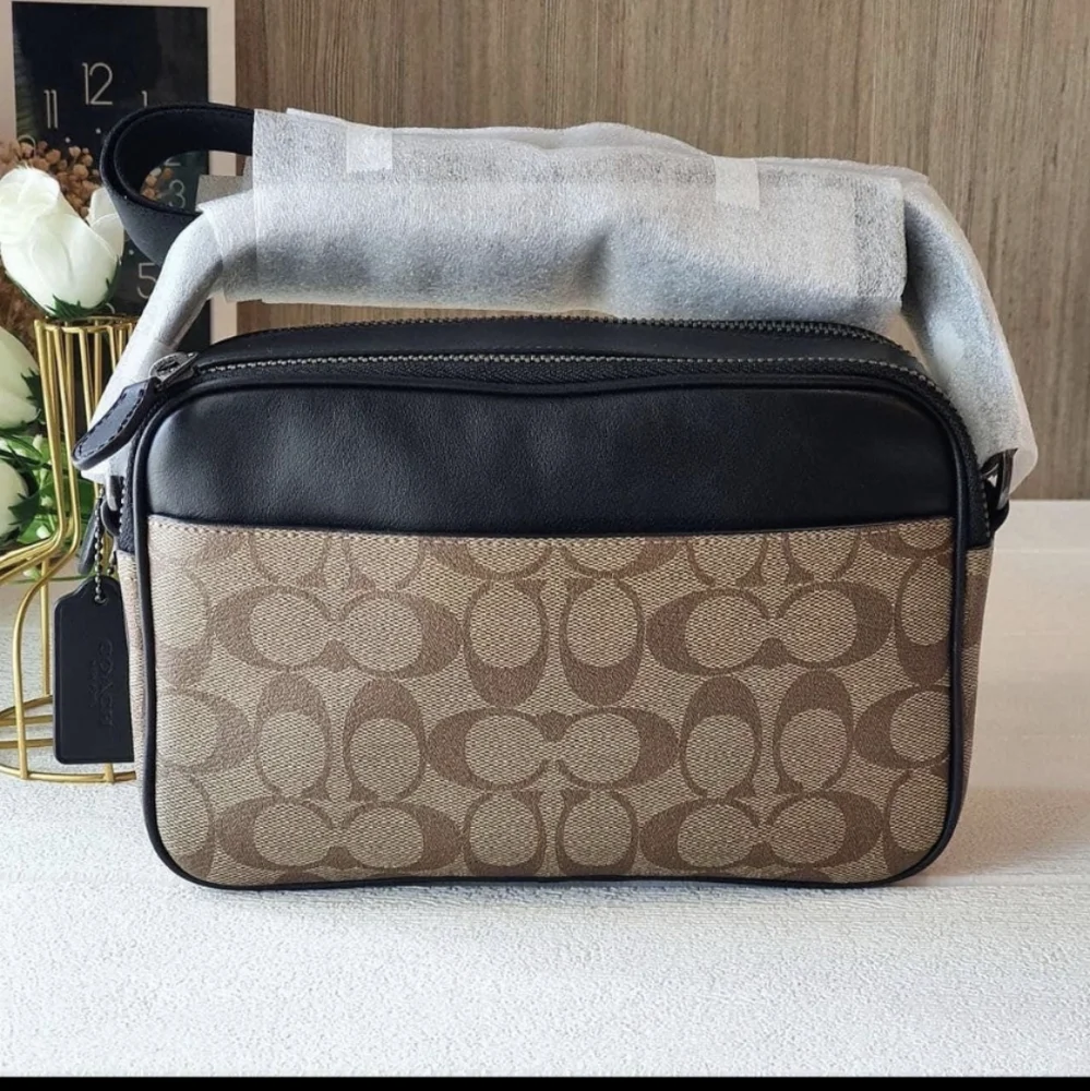 NWT Coach C4149 Men's Graham Crossbody Signature Canvas & Leather Khaki